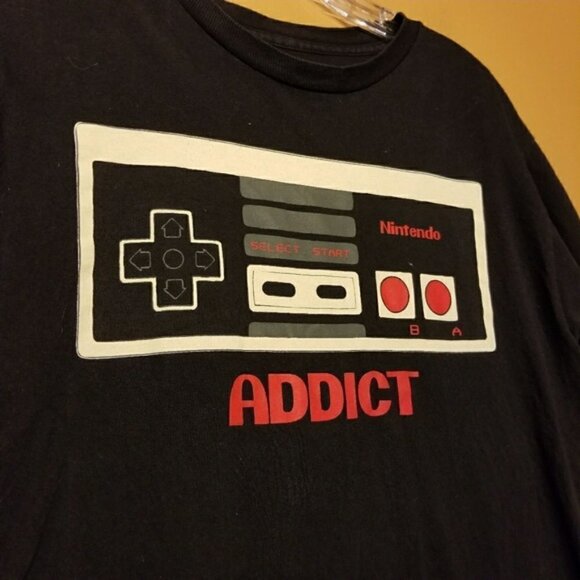 Official Nintendo | Men's Game Control Addict Tee (Size Medium) - Picture 3 of 7